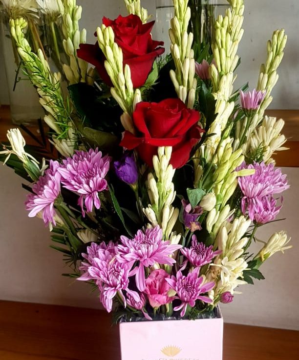 Beauty of Roses & Chrysanthemum