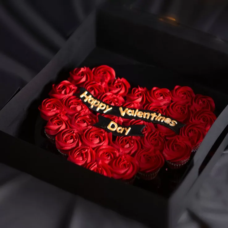 Valentine's Day Cupcakes Lahore - FromYouFlowers.pk