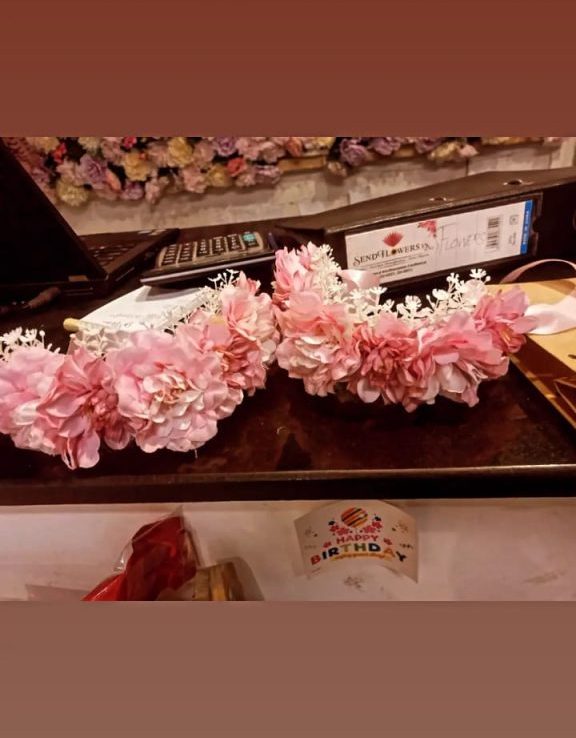 Online Flower Gajra Lahore - FromYouFlowers.pk