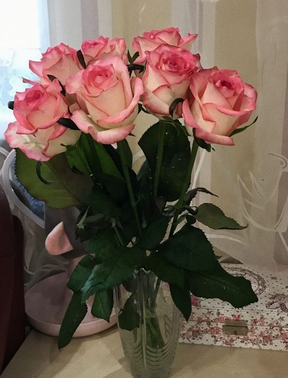 Online Flower Arrangement Lahore - FromYouFlowers.pk