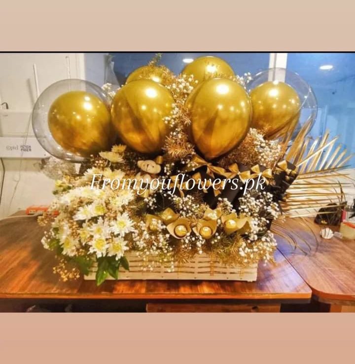Valentine Combo Gift Lahore - FromYouFlowers.pk