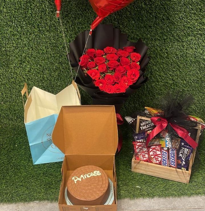 Valentine Roses and Cake Lahore - FromYouFlowers.pk