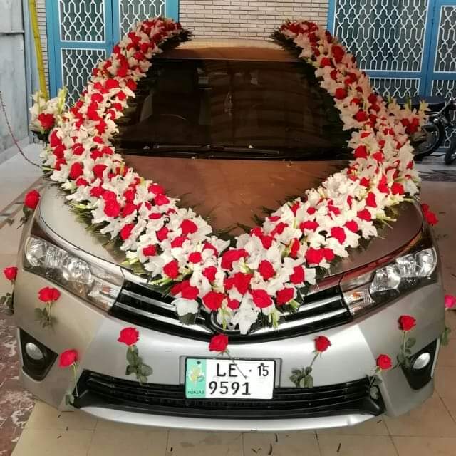 Décor Car For Marriage- Online car decoration services