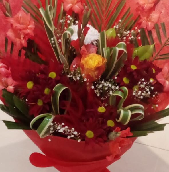 Valentine Flowers Online Delivery - FromYouFlowers.pk