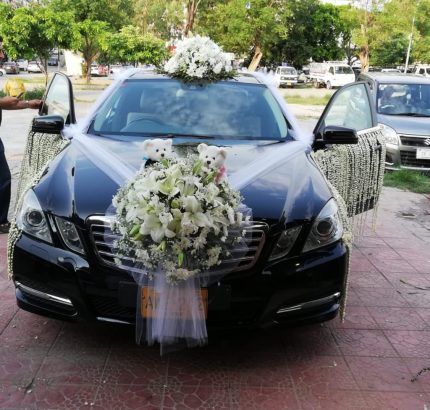 Car Flower Decoration Lahore - FromYouFlowers.pk
