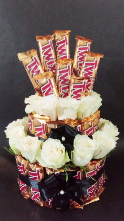 Chocolate and Roses Lahore - FromYouFlowers.pk