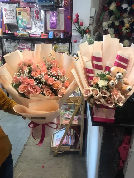 Mothers day flowers deal Lahore - FromYouFlowers.pk