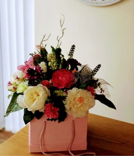Online Roses Delivery Lahore - FromYouFlowers.pk