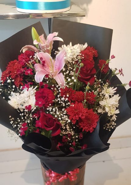 Flowers Bouquet Karachi - FromYouFlowers.pk