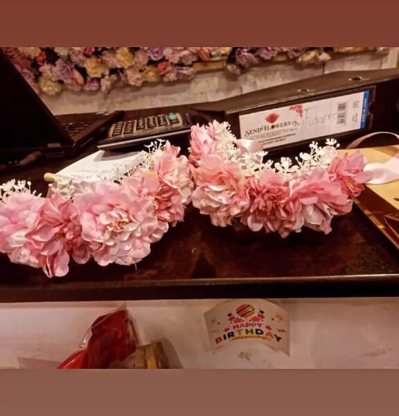 Premium Pink Floral Gajra