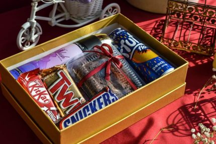Same Eid Gifts Delivery Pakistan - FromYouFlowers.pk