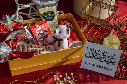 Eid Mubarak Gifts for Her Lahore - FromYouFlowers.pk