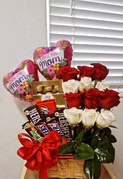 Online Mother Day Gifts Delivery Lahore - FromYouFlowers.pk