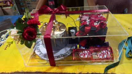 Valentine's Gifts for him Lahore -FromYouFlower.pk