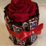 Chocolate and Flower Gift Lahore - Fromyouflowers.pk