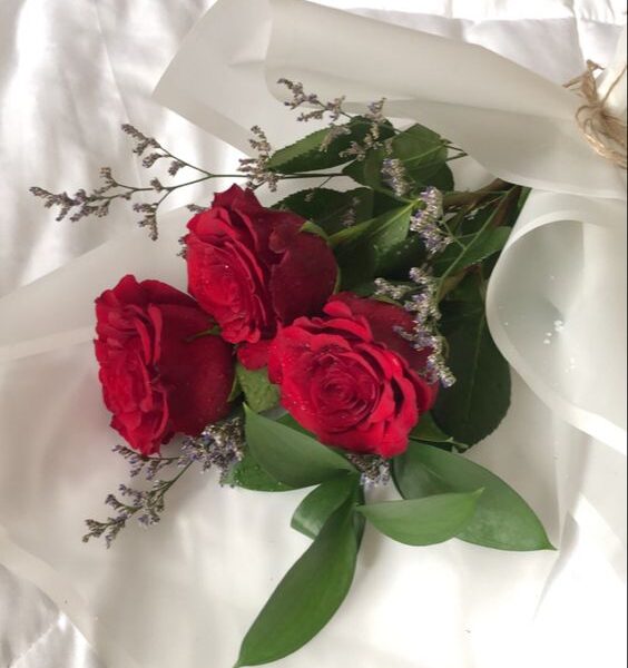 Online Red Rose - Fromyouflowers.pk