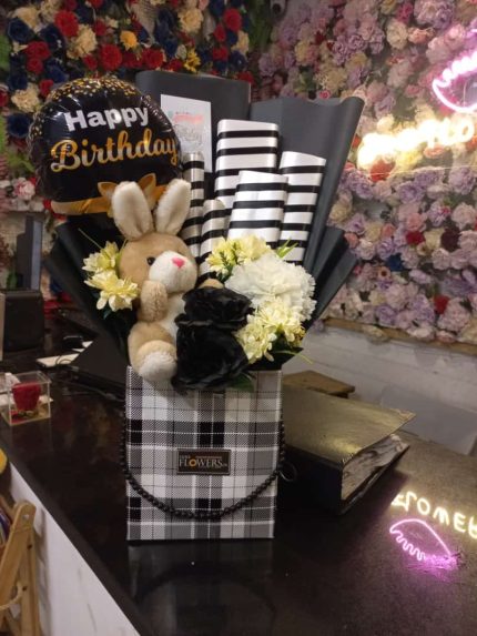 Birthday Chocolate Gift Lahore - Fromyouflowers.pk