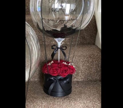 Valentine Flower Box Islamabad - Fromyouflowers.pk