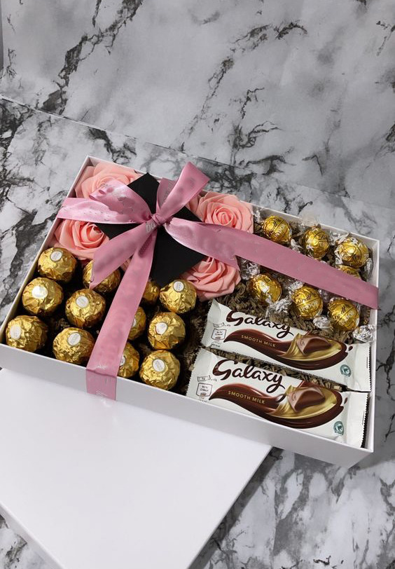 Chocolate Box Gift - Fromyouflowers.pk