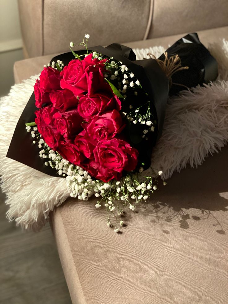Flowers for my Love - Fromyouflowers.pk