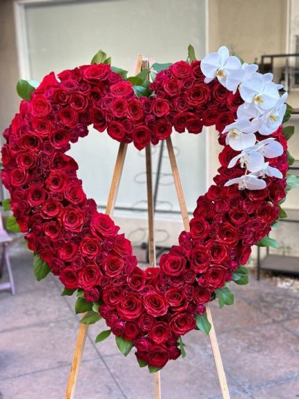 Funeral Flowers Delivery Lahore - FromYouFlowers.pk