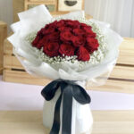 Red Roses Flowers Delivery Pakistan - FromYouFlowers.pk