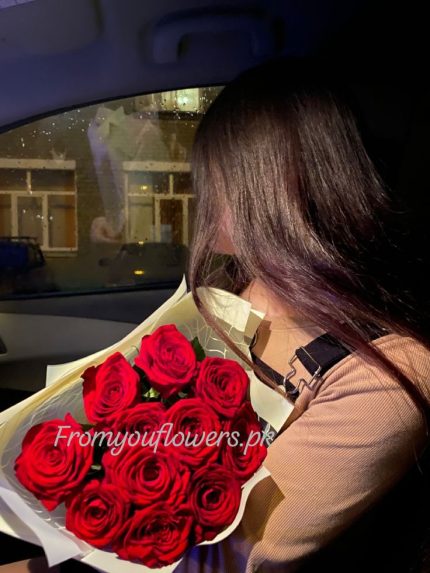 Valentine's Day Flowers Delivery Lahore - FromYouFlowers.pk