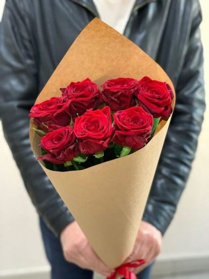 Valentine Bouquet Delivery Karachi - FromYouFlowers.pk