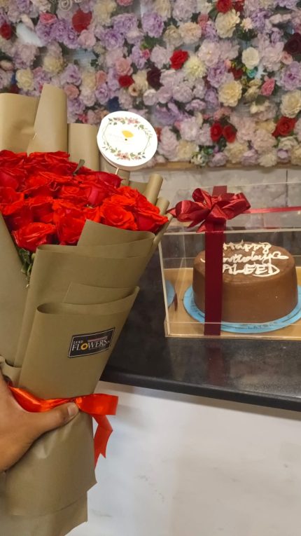 Valentine Flower Combo Lahore - FromYouFlowers.pk