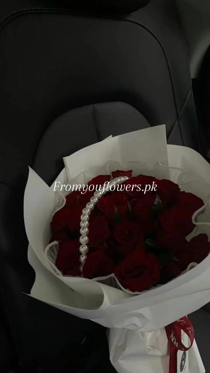 Send Valentine Flowers to Lahore from UK- FromYouFlowers.pk