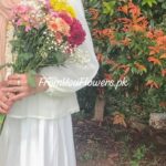 Flowers for Mom in Karachi Pakistan -FromYouFlowers.pk