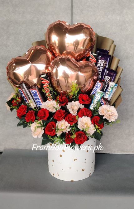 Valentine Gift Box Lahore - FromYouFlowers.pk