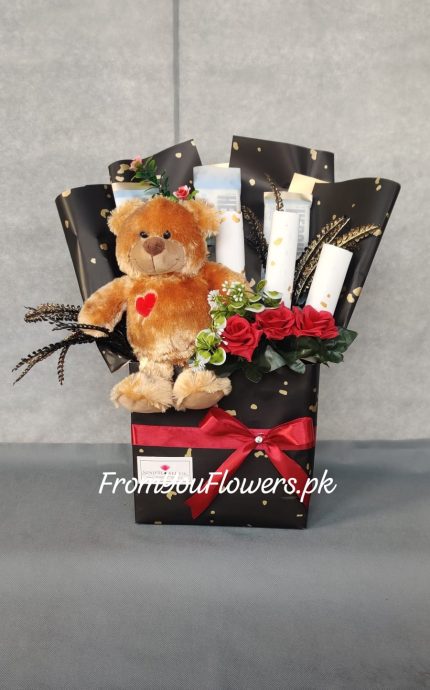 Gifts for Valentine Lahore - FromYouFlowers.pk