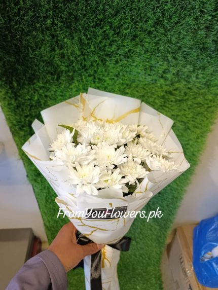 White Flowers Bouquet Delivery Pakistan - FromYouFlowers.pk