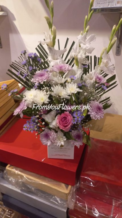 Online Mother's Day Flowers Lahore - FromYouFlowers.pk
