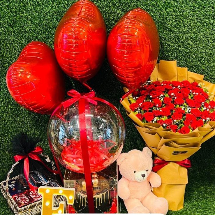 Valentine Flowers and Gifts Lahore - FromYouFlowers.pk