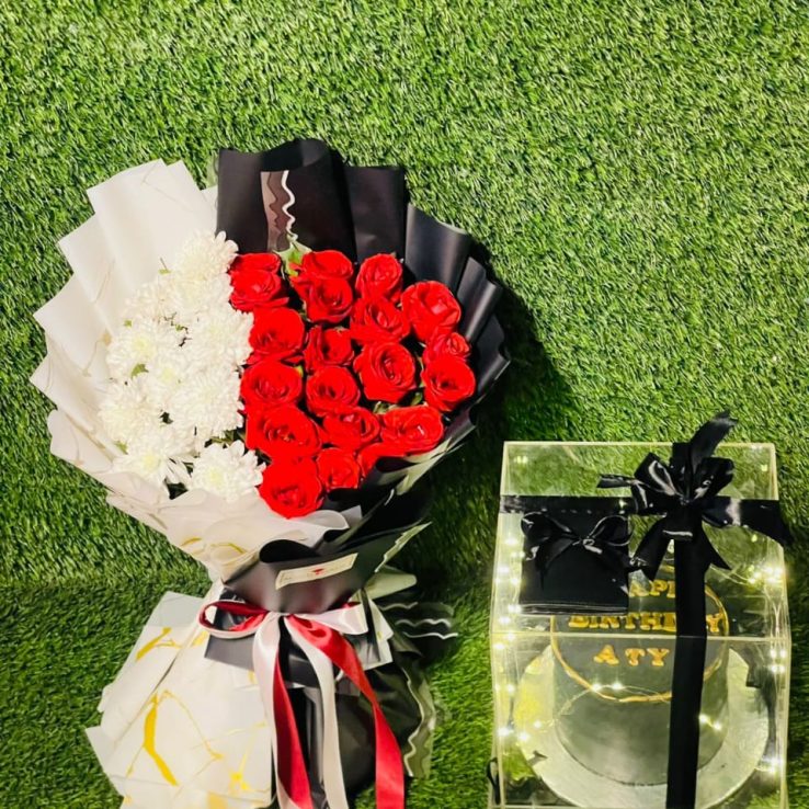 Valentine Flowers and Cake Delivery Lahore - FromYouFlowers.pk