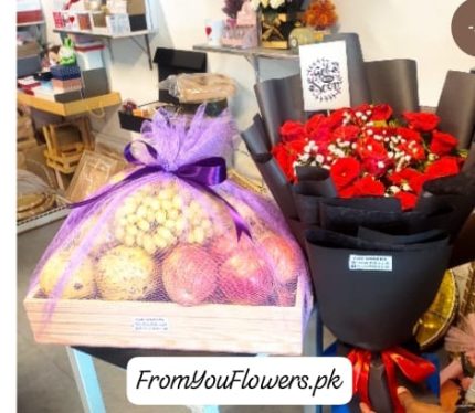 Send Fruits and Flowers Online Lahore - FromYouFlowers.pk