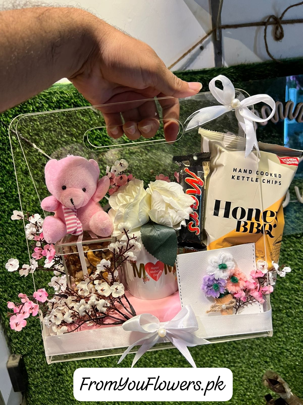 Acrylic Bag for Mom Mom Gifts Delivery Lahore - FromYouFlowers.pk