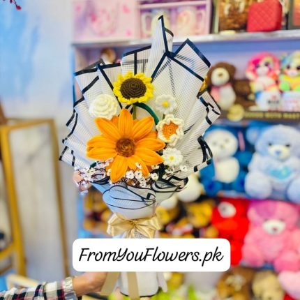 Crochet Bouquet Lahore - FromYouFlowers.pk